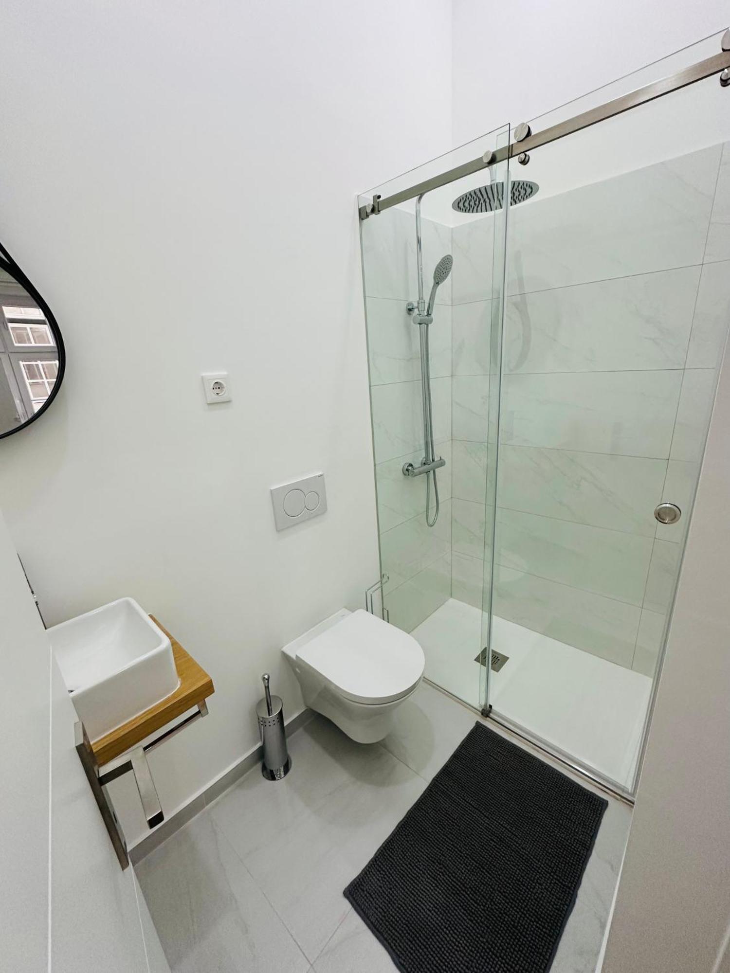 Baixa Chiado Bedrooms Lisbona Esterno foto