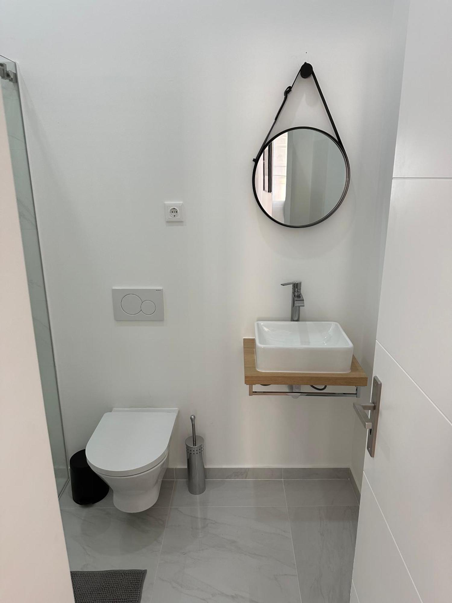 Baixa Chiado Bedrooms Lisbona Esterno foto