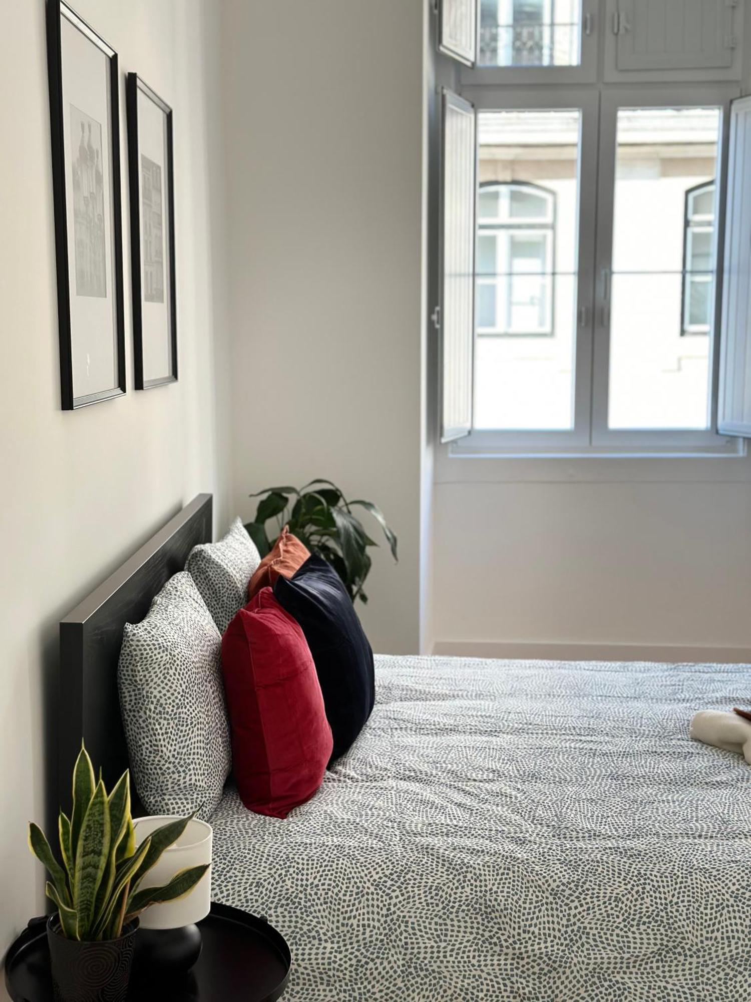 Baixa Chiado Bedrooms Lisbona Esterno foto